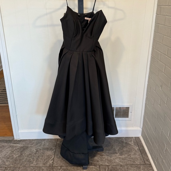 Hutch Black Strapless Sweetheart Cocktail Dress - Picture 4 of 5
